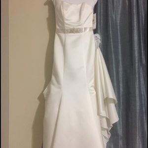 David’s bridal wedding dress NWT